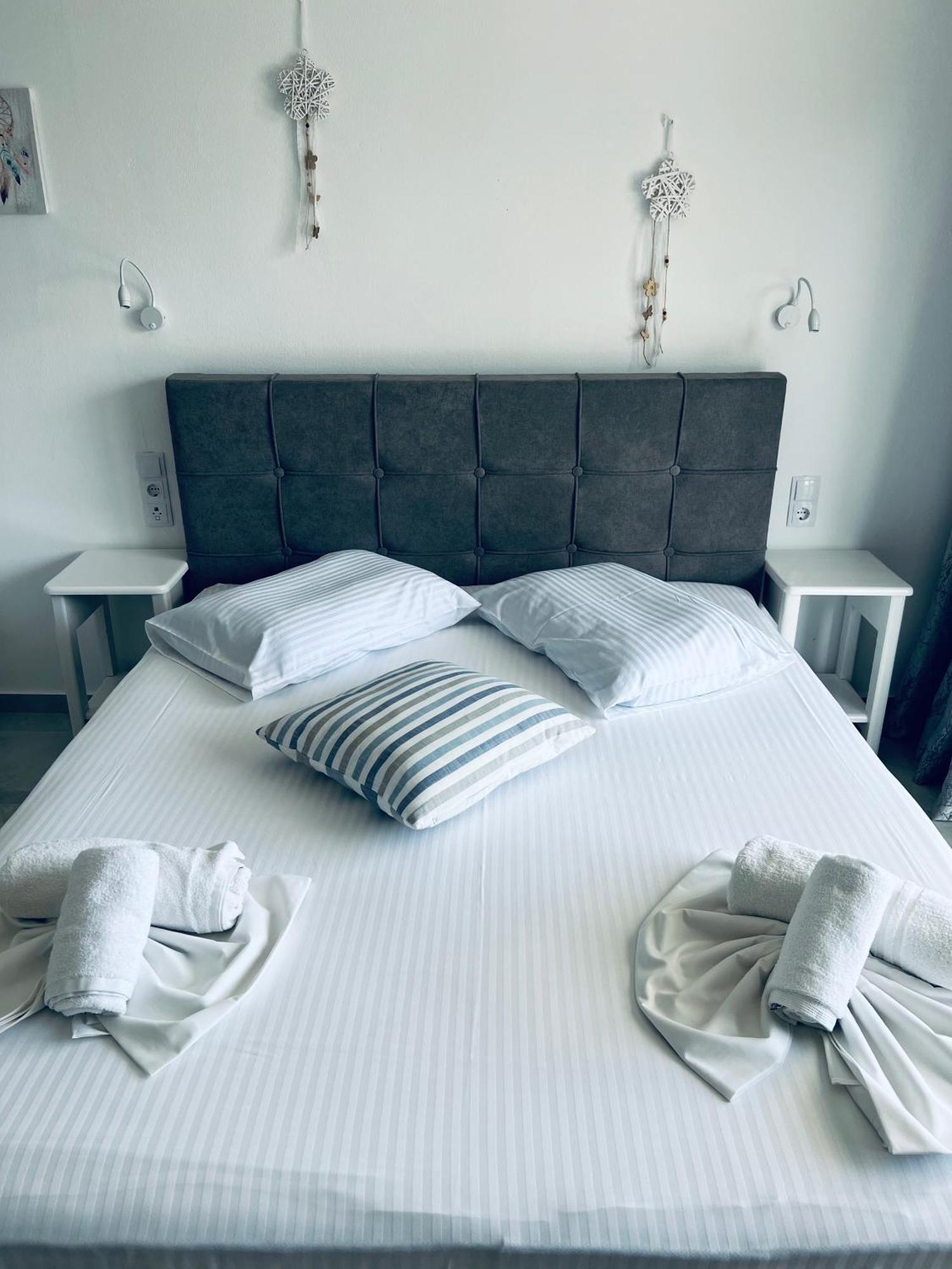 Silia Suites Malia Exteriör bild