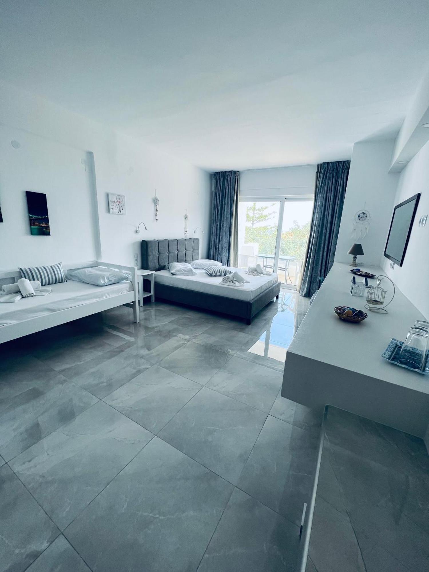 Silia Suites Malia Exteriör bild
