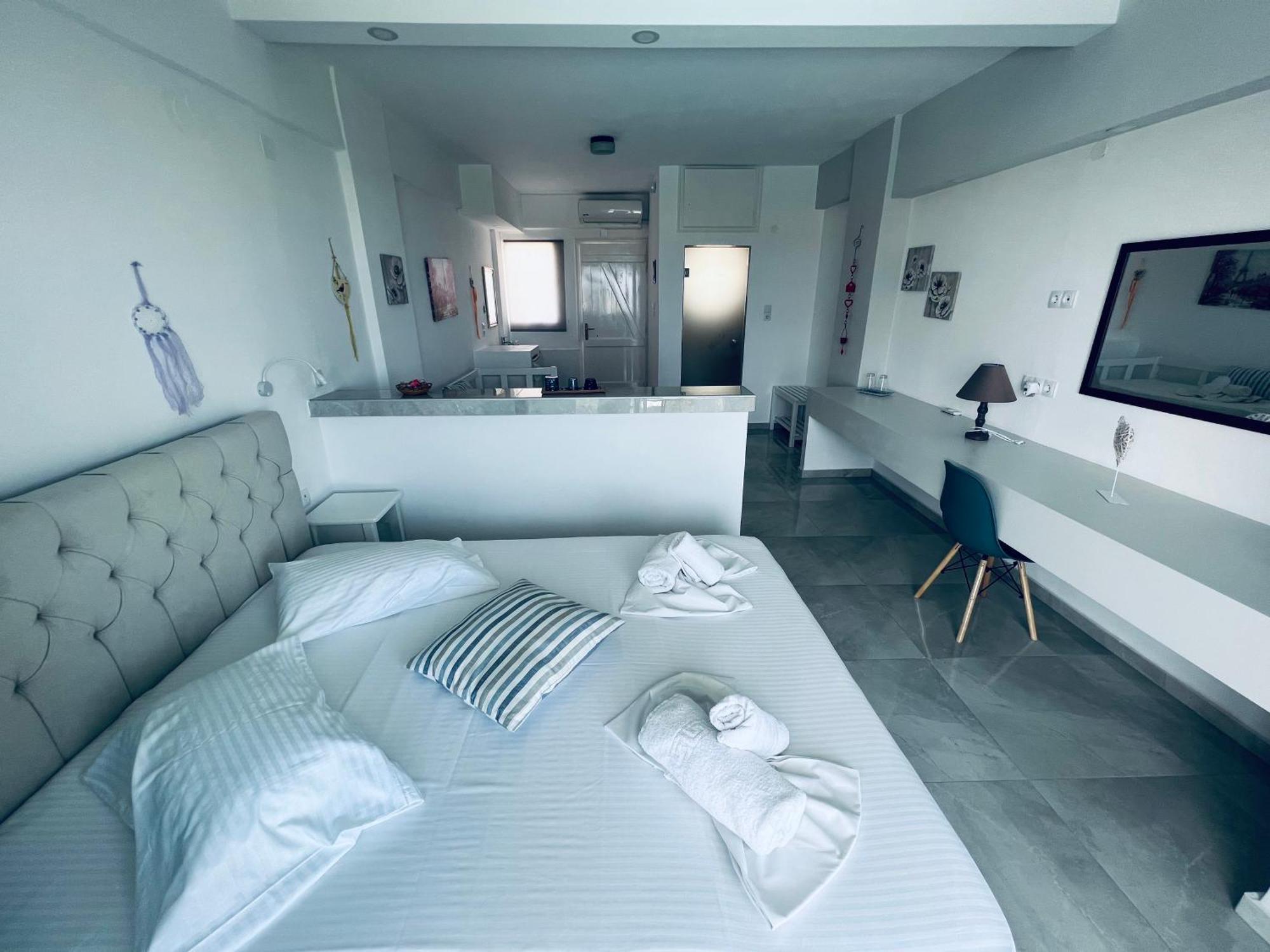 Silia Suites Malia Exteriör bild