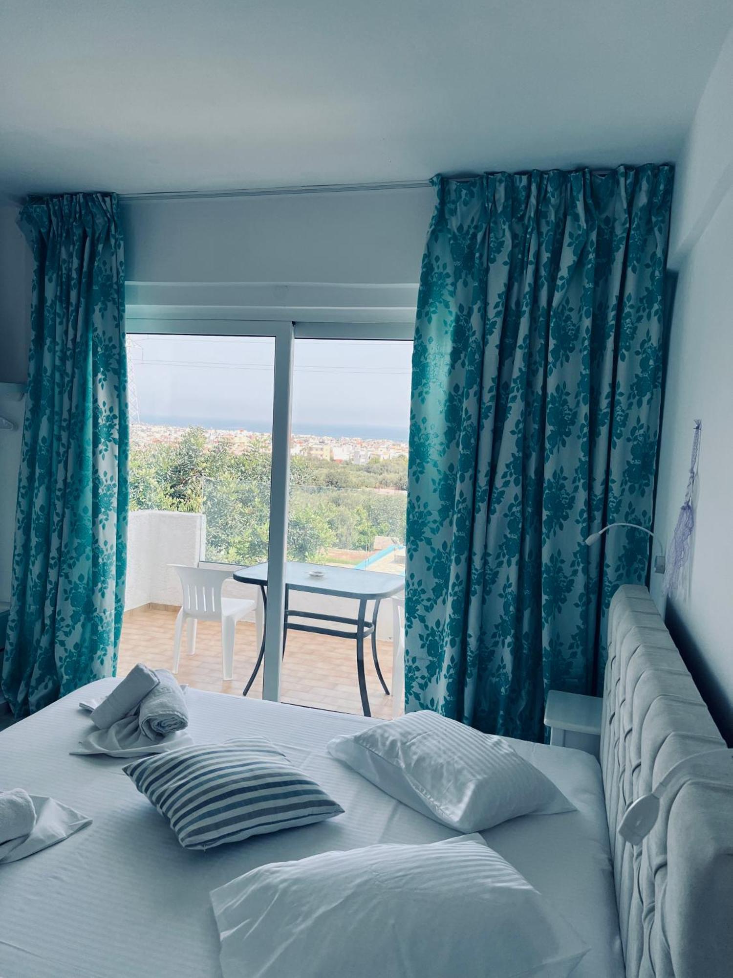Silia Suites Malia Exteriör bild