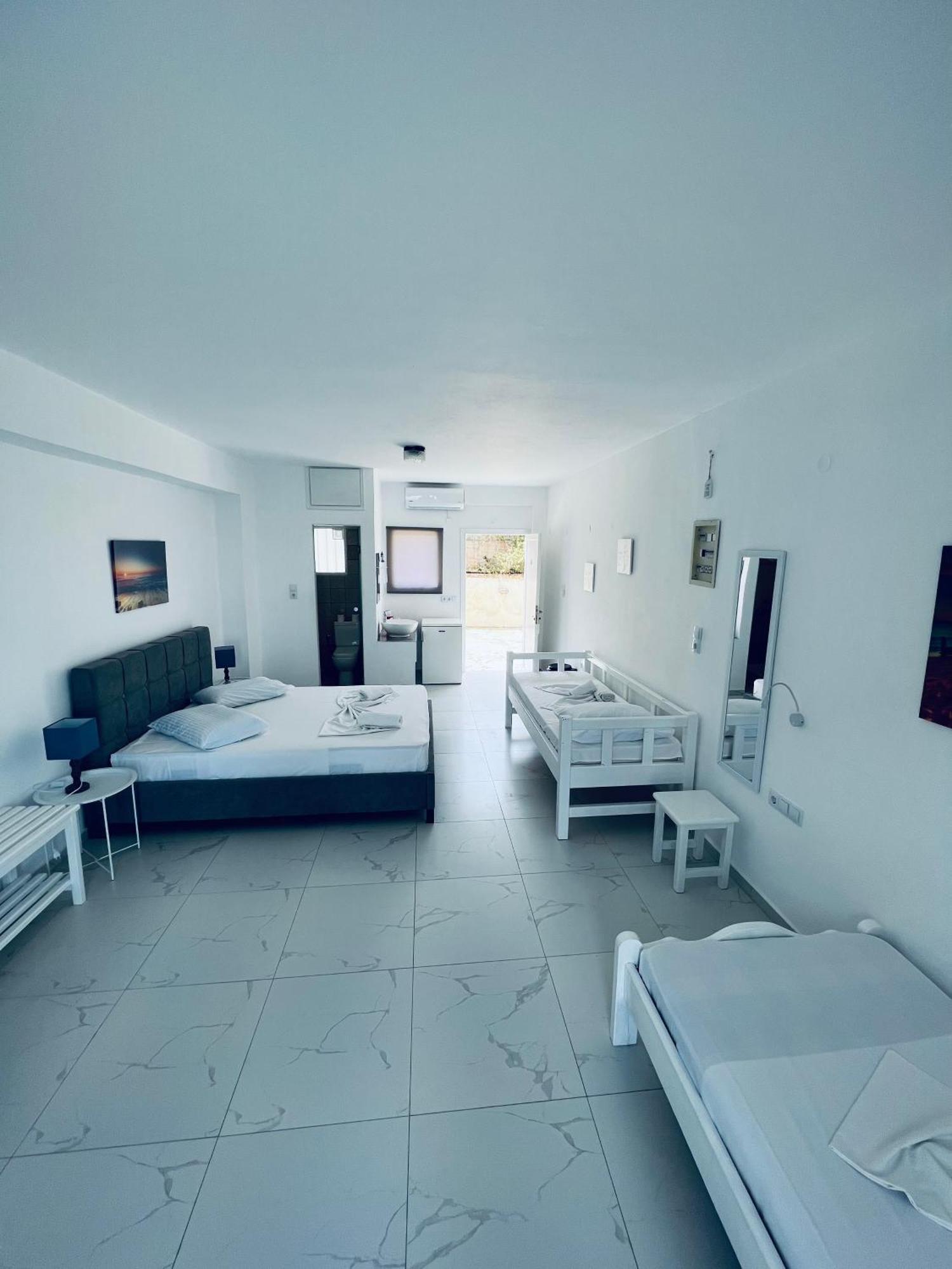 Silia Suites Malia Exteriör bild