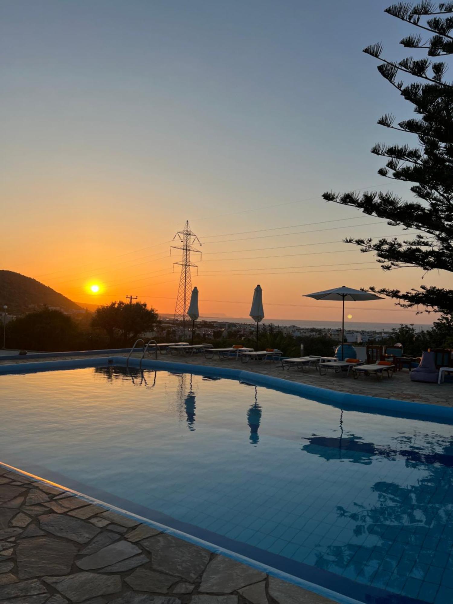 Silia Suites Malia Exteriör bild