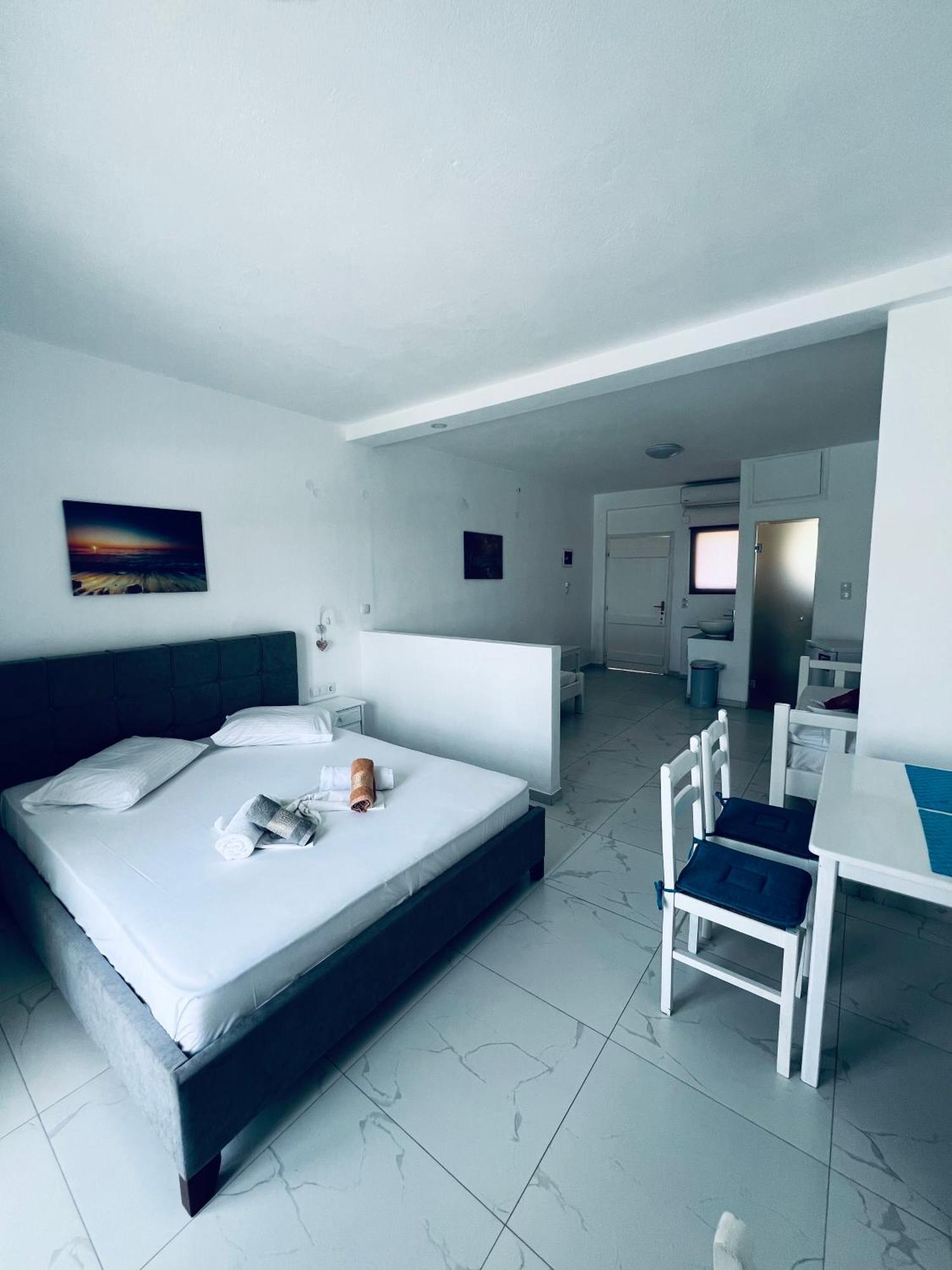 Silia Suites Malia Exteriör bild