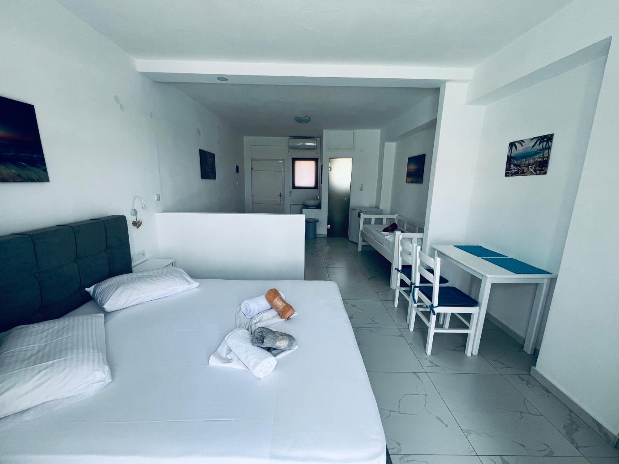 Silia Suites Malia Exteriör bild