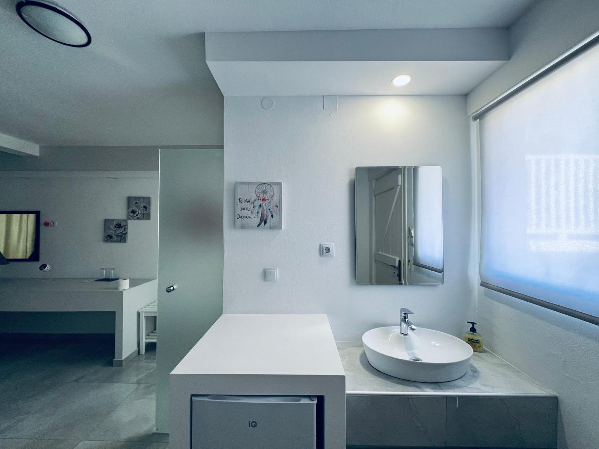 Silia Suites Malia Exteriör bild